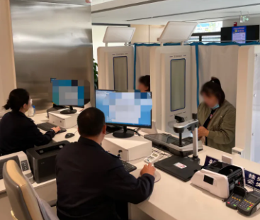 跑出服務加速度 | 交管、戶政、出入境等業(yè)務一窗通辦、一機“全自助”